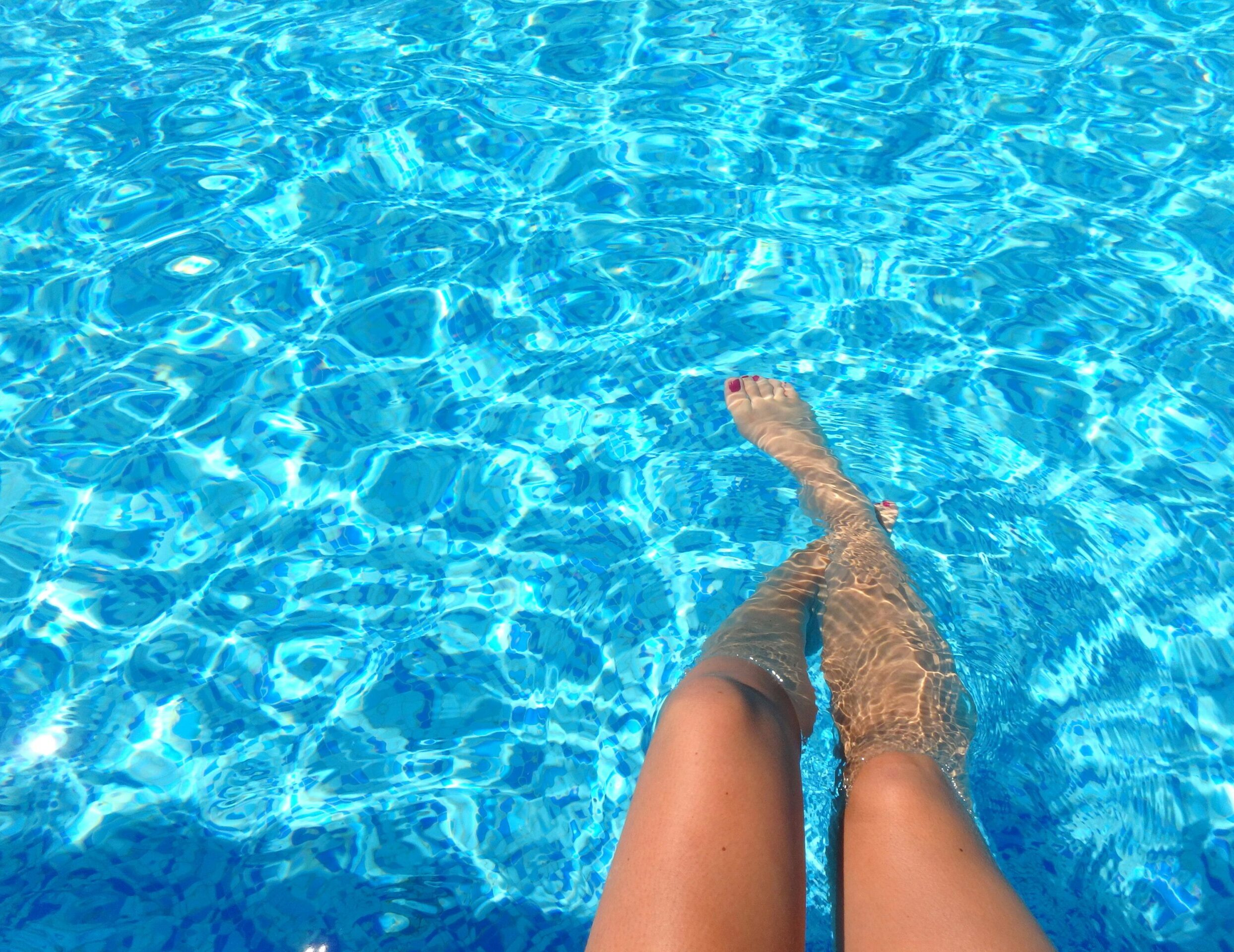 pexels-sarah-schorer-266658-835240